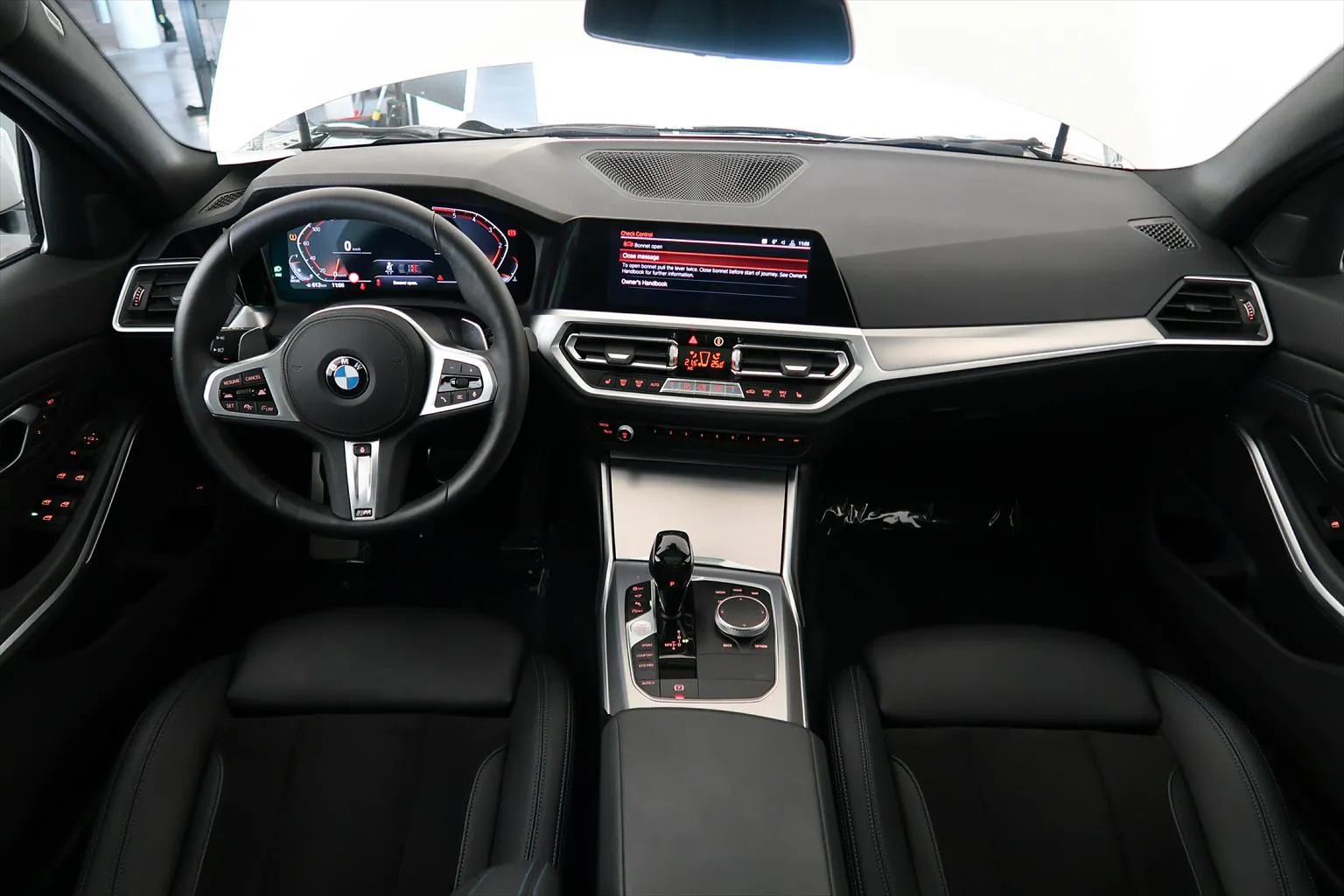 BMW 320d xDriveTouring M-Sport Automat  Image 5